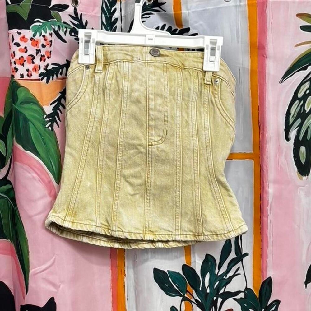 Divided Women's Butter Yellow Skirt/Tube Top